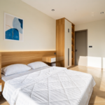2 bedroom